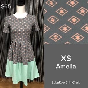 LuLaRoe XS Amelia Dress
